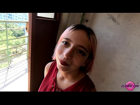 ❤️ شاگرد سينوئل چوسي ٿو هڪ اجنبي کي ٻاهر جي پوئتي ۾ - هن جي منهن تي ❤❌ معياري فحش